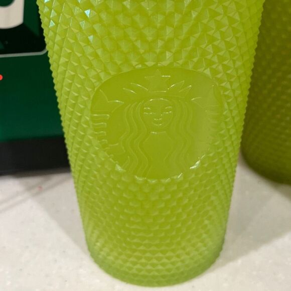 Starbucks glow in the dark tumbler - Picture 2 of 2